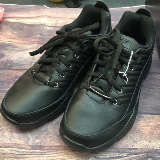 Reeboks sz 9 black sneakers