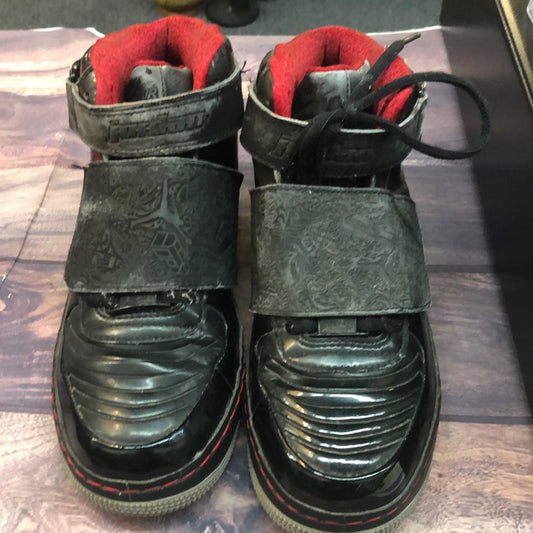 Jordan’s sz 6.5 red, black & gray men sneakers