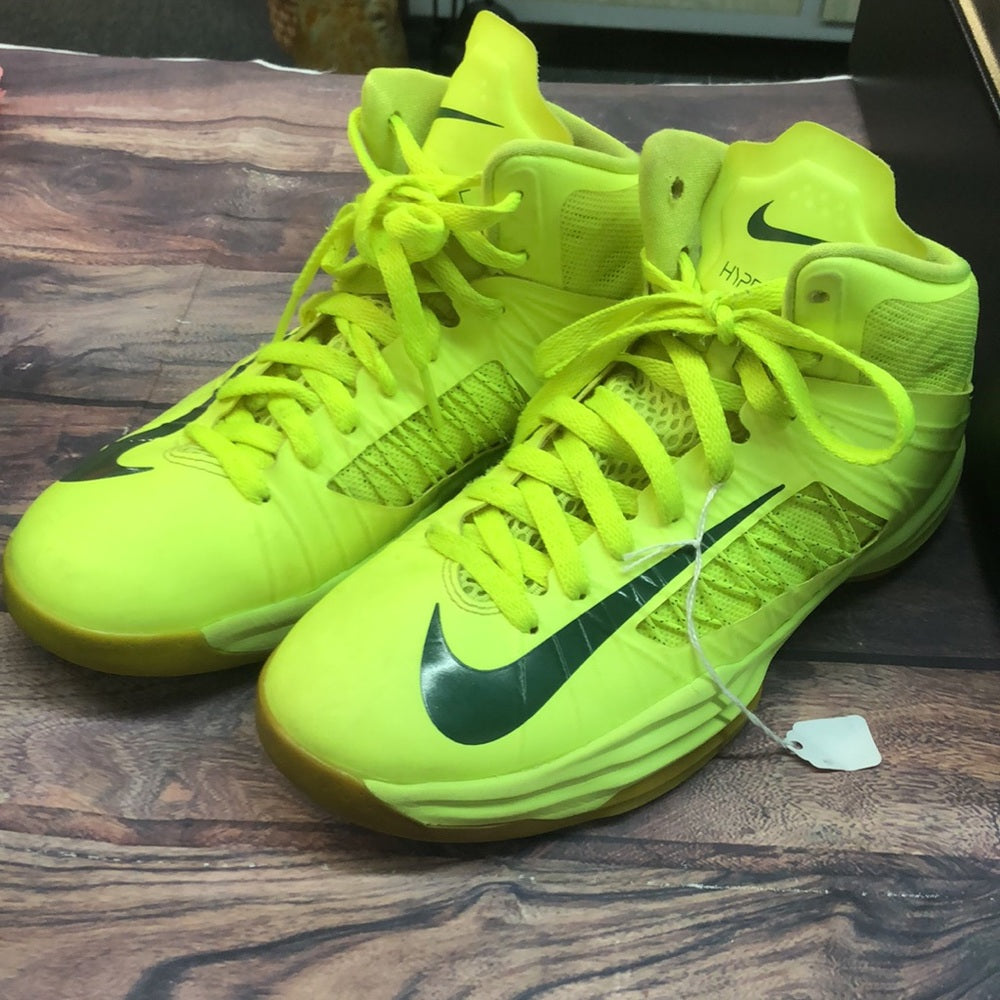 Nike Hyperdunks sz 5y boys lime green and dark green sneakers