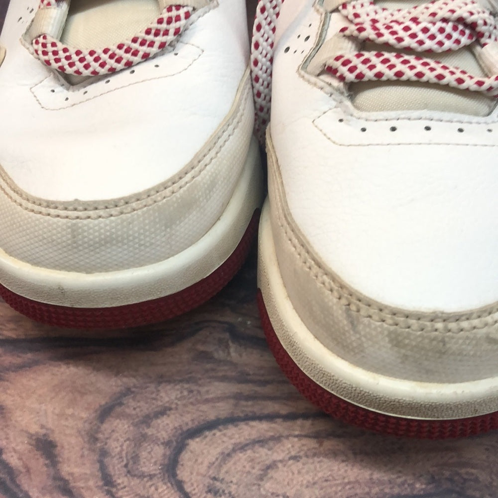 Jordan Flights sz 5.5 white & red sneakers
