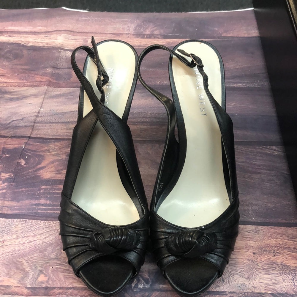 Nine West sz 8.5 women black shoes