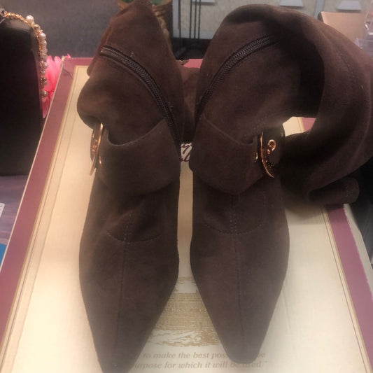 Bass sz 9 women brown boots