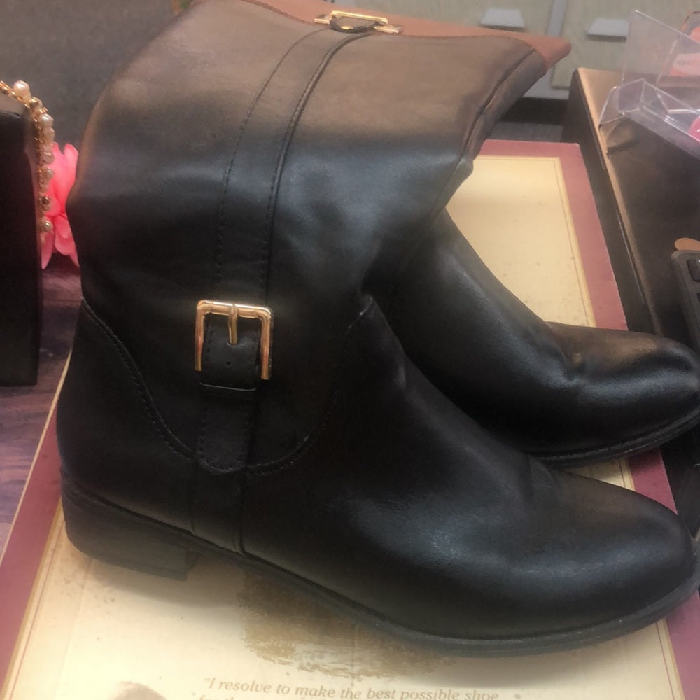 Bass sz 9m women black and brown boots