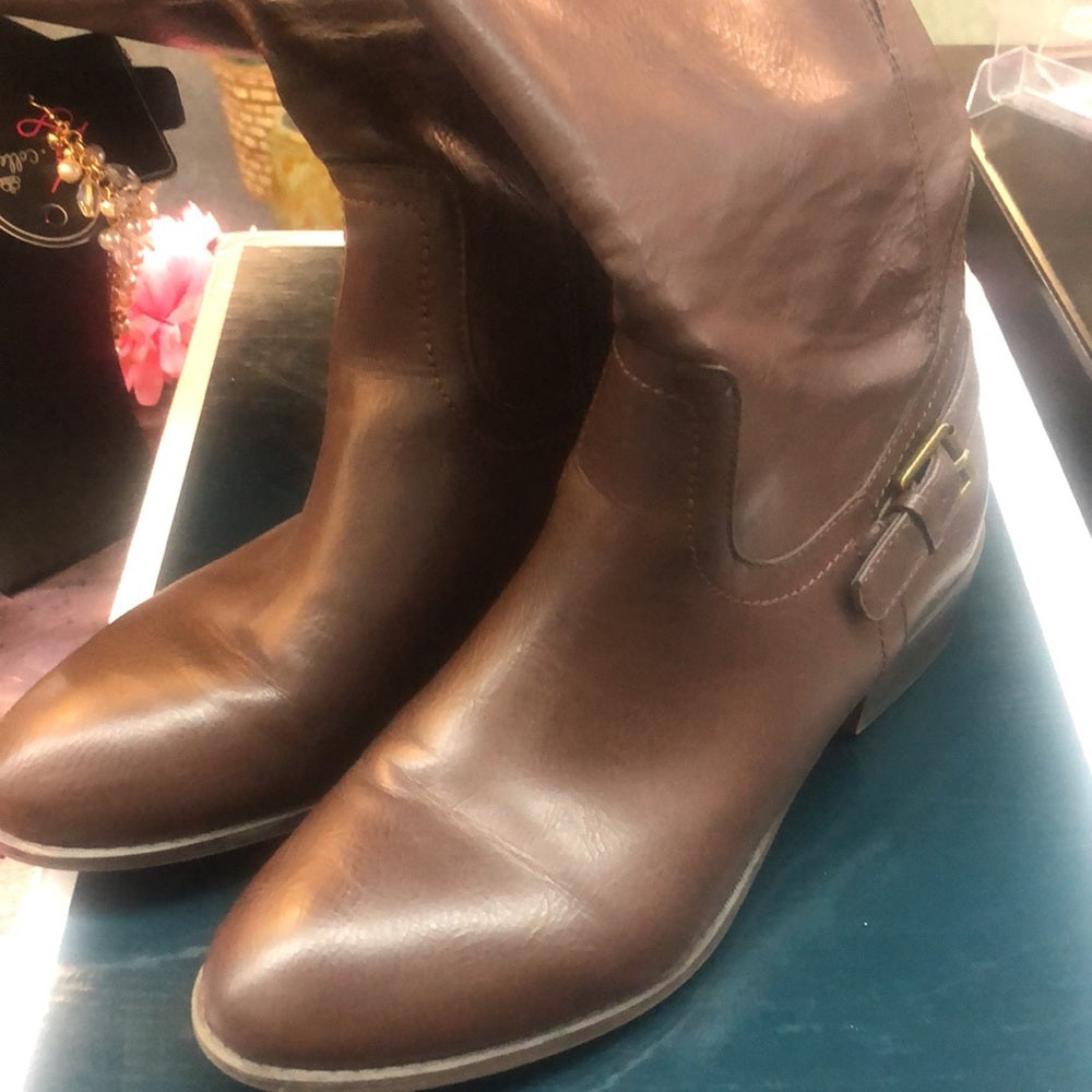 Karen Scott sz 9 women brown boots