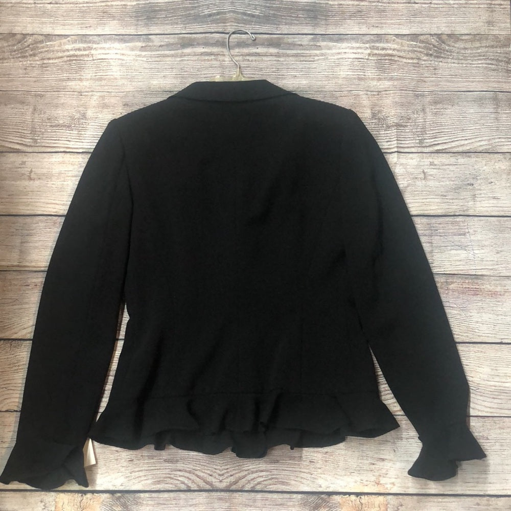 Neiman Marcus sz 4 black blazer